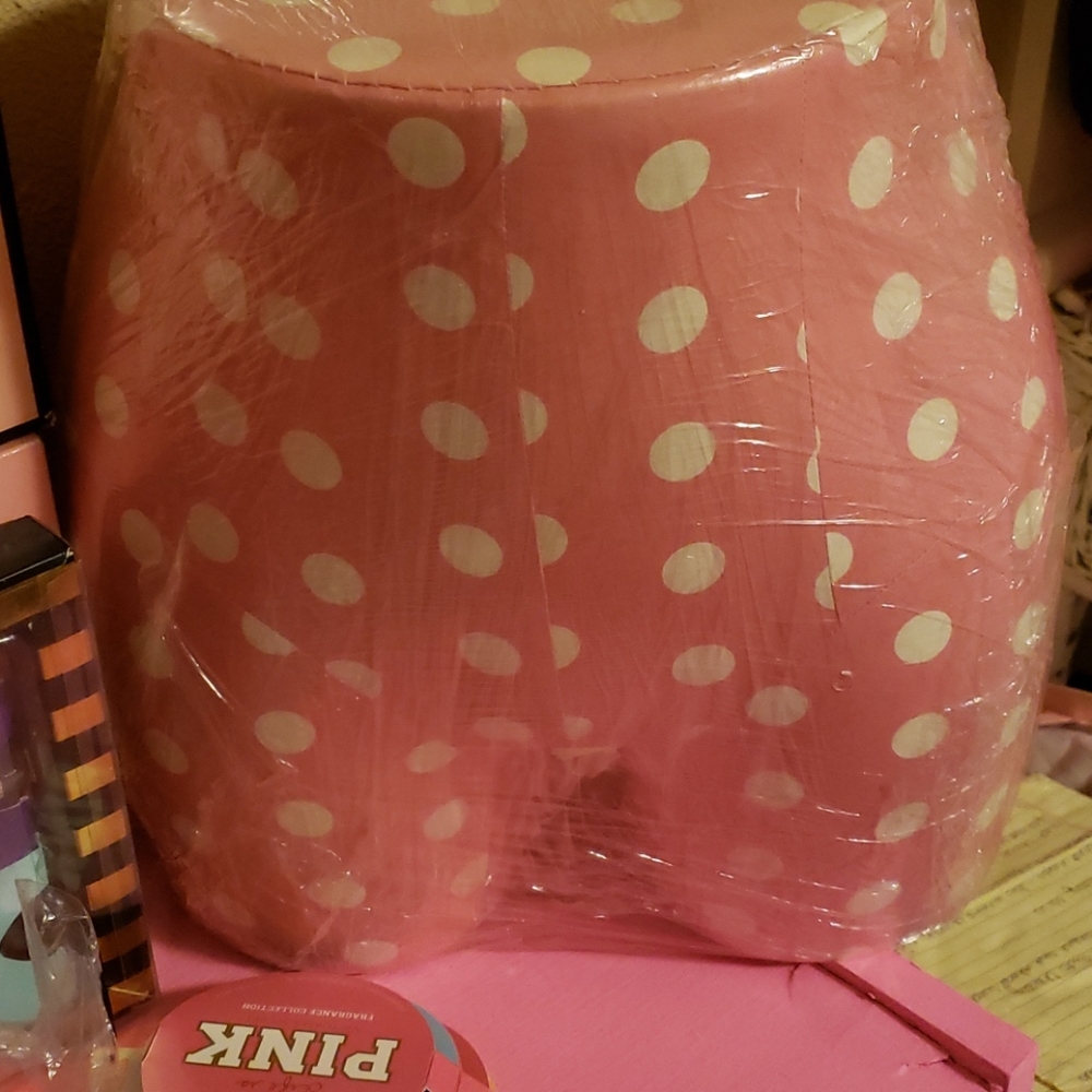 Vs pink mannequin bottom sold